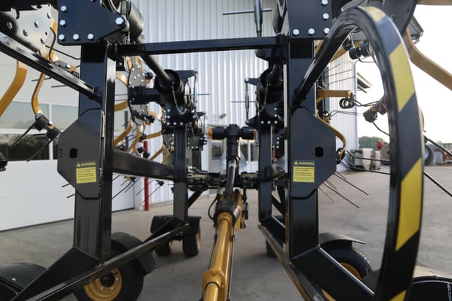 Image of Esch 6032 equipment image 3