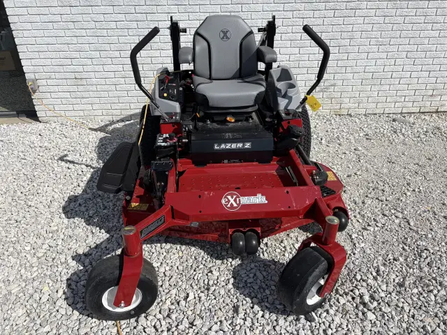 Image of Exmark LRE730GKA524A3 equipment image 2