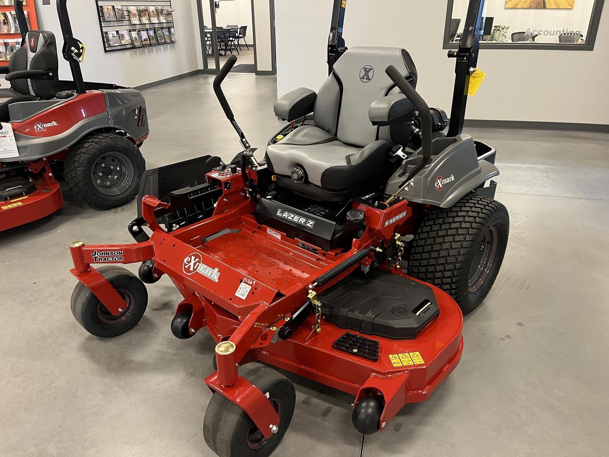 2026 Exmark LRS801GKA604A1 Equipment Image0