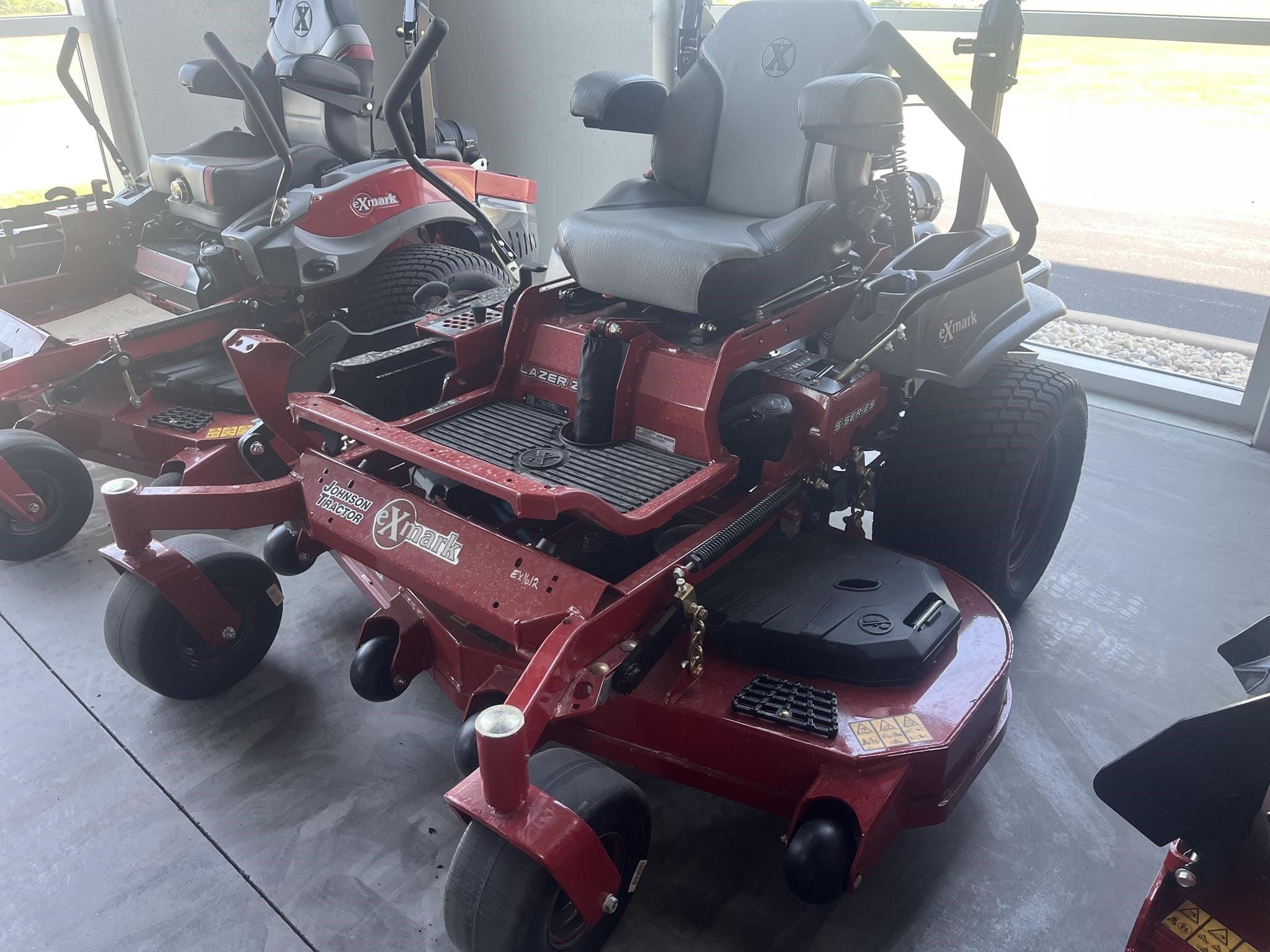 2026 Exmark LRS801GKA604C1 Equipment Image0