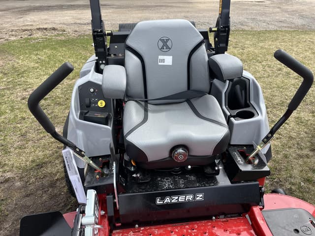 Image of Exmark LZS80TDYM724W0 equipment image 2