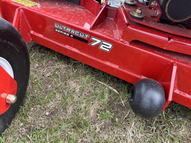 Image of Exmark LZS80TDYM724W0 equipment image 1