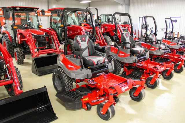 Image of Exmark S-series equipment image 1