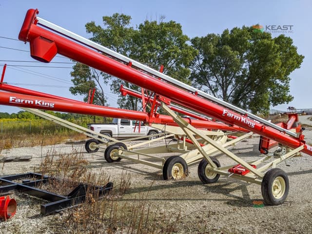 Image of Farm King 1031 equipment image 4