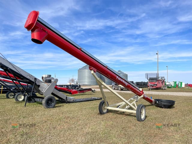Image of Farm King 1031 equipment image 4