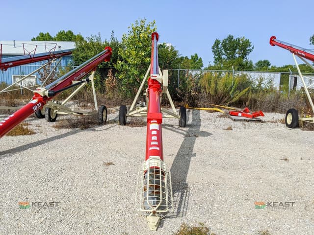 Image of Farm King 1036 equipment image 1