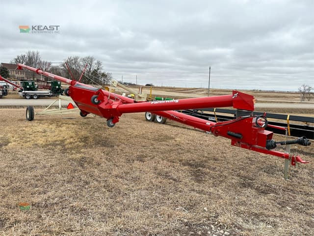 Image of Farm King 1070 equipment image 2