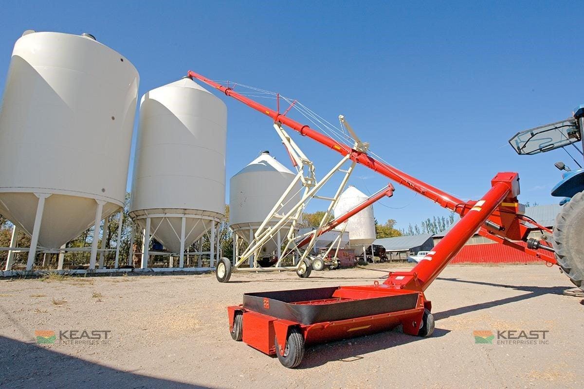 2026 Farm King 1070 Equipment Image0