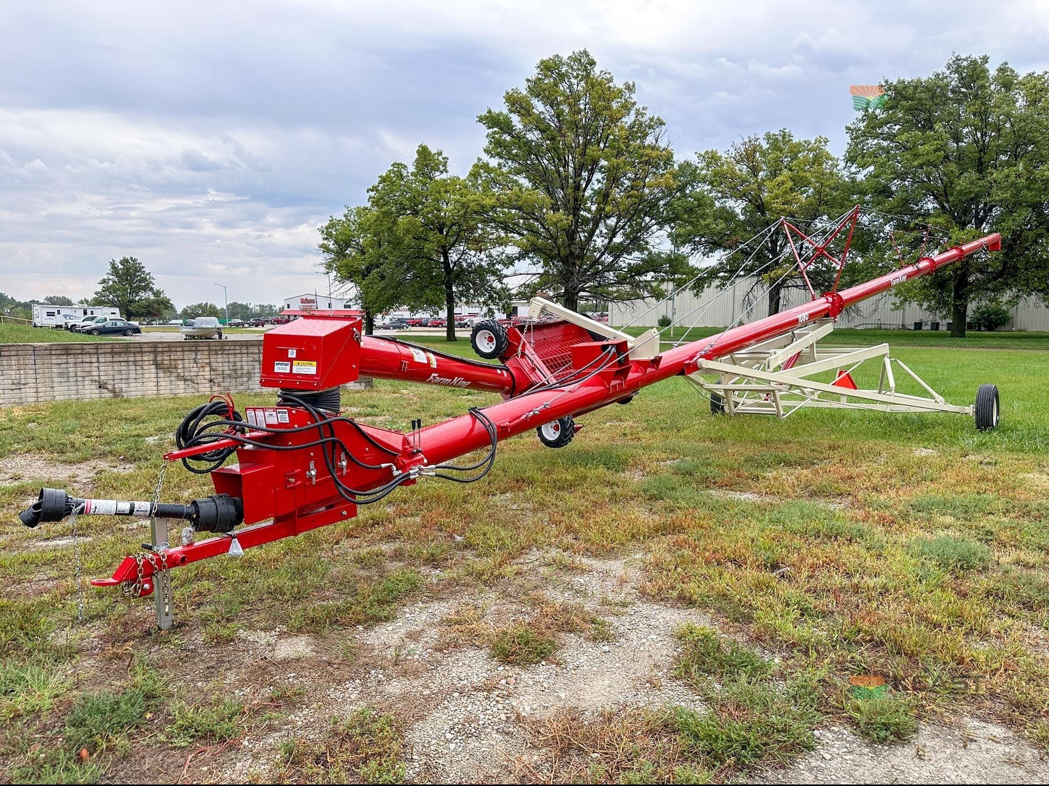 2026 Farm King 1080 Equipment Image0