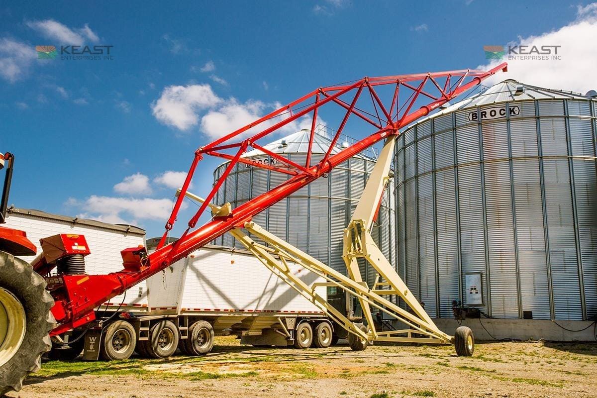 2026 Farm King 13114 Equipment Image0