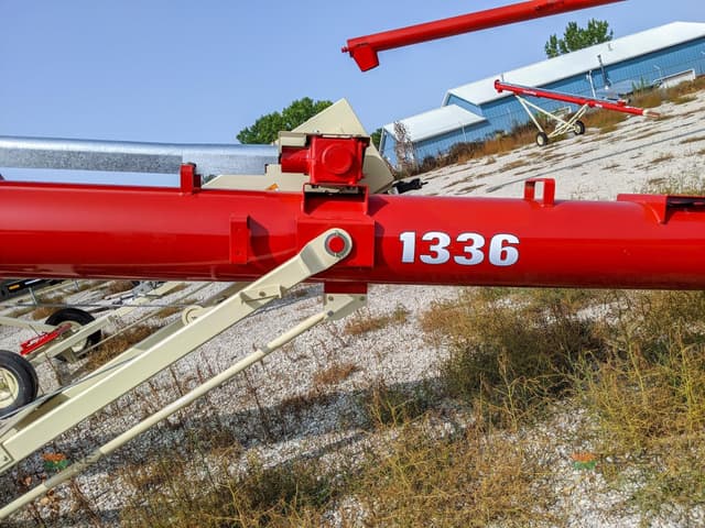 Image of Farm King 1336 equipment image 4