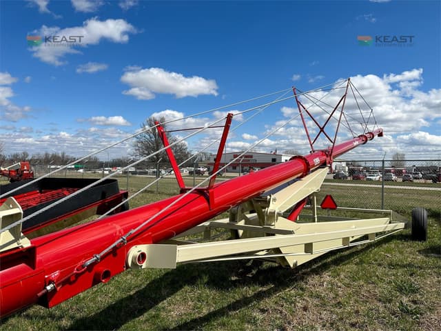 Image of Farm King 1395 equipment image 4