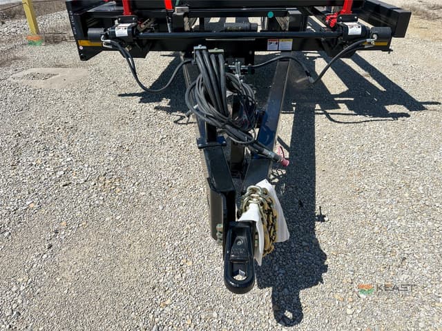 Image of Farm King 2400 equipment image 2