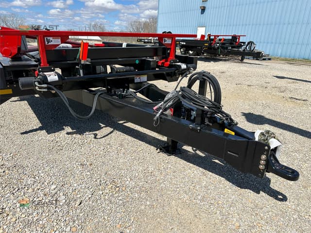 Image of Farm King 2400 equipment image 1