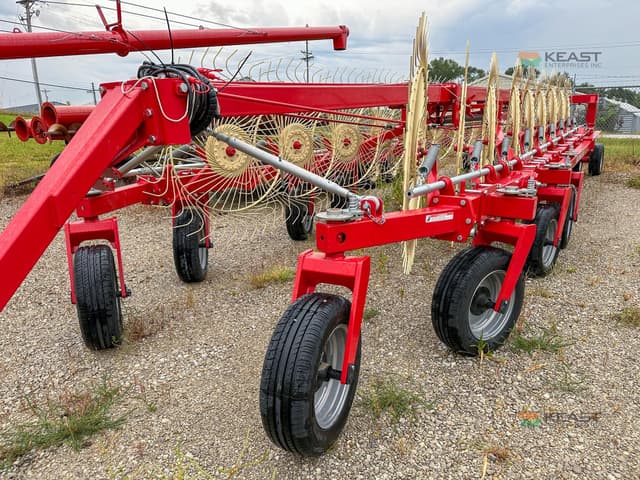 Image of Farm King ERS18 equipment image 4