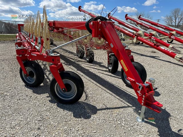 Image of Farm King ERS18 equipment image 1