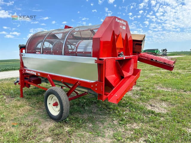 Image of Farm King Y482 equipment image 2