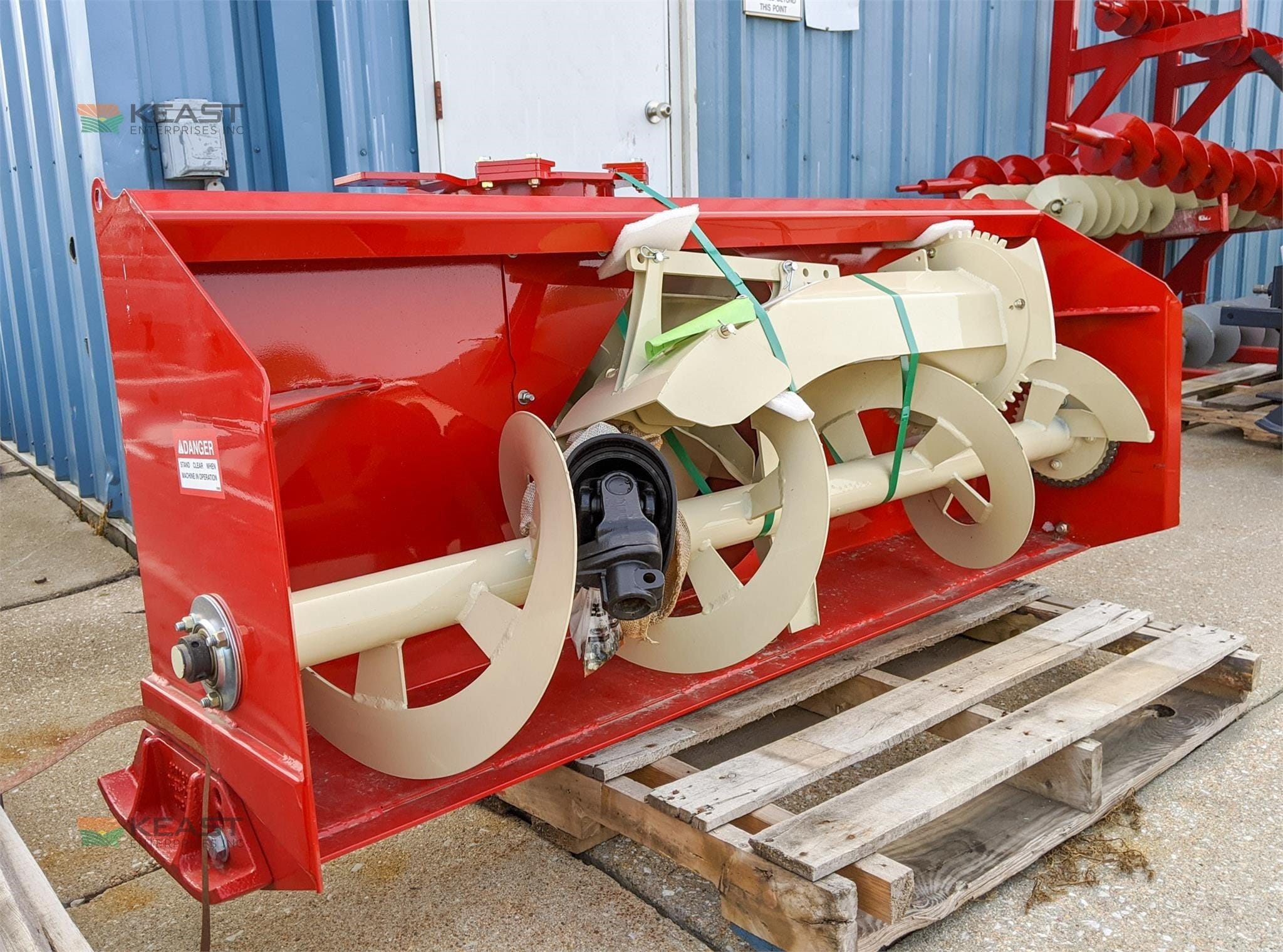 2026 Farm King 600 Equipment Image0