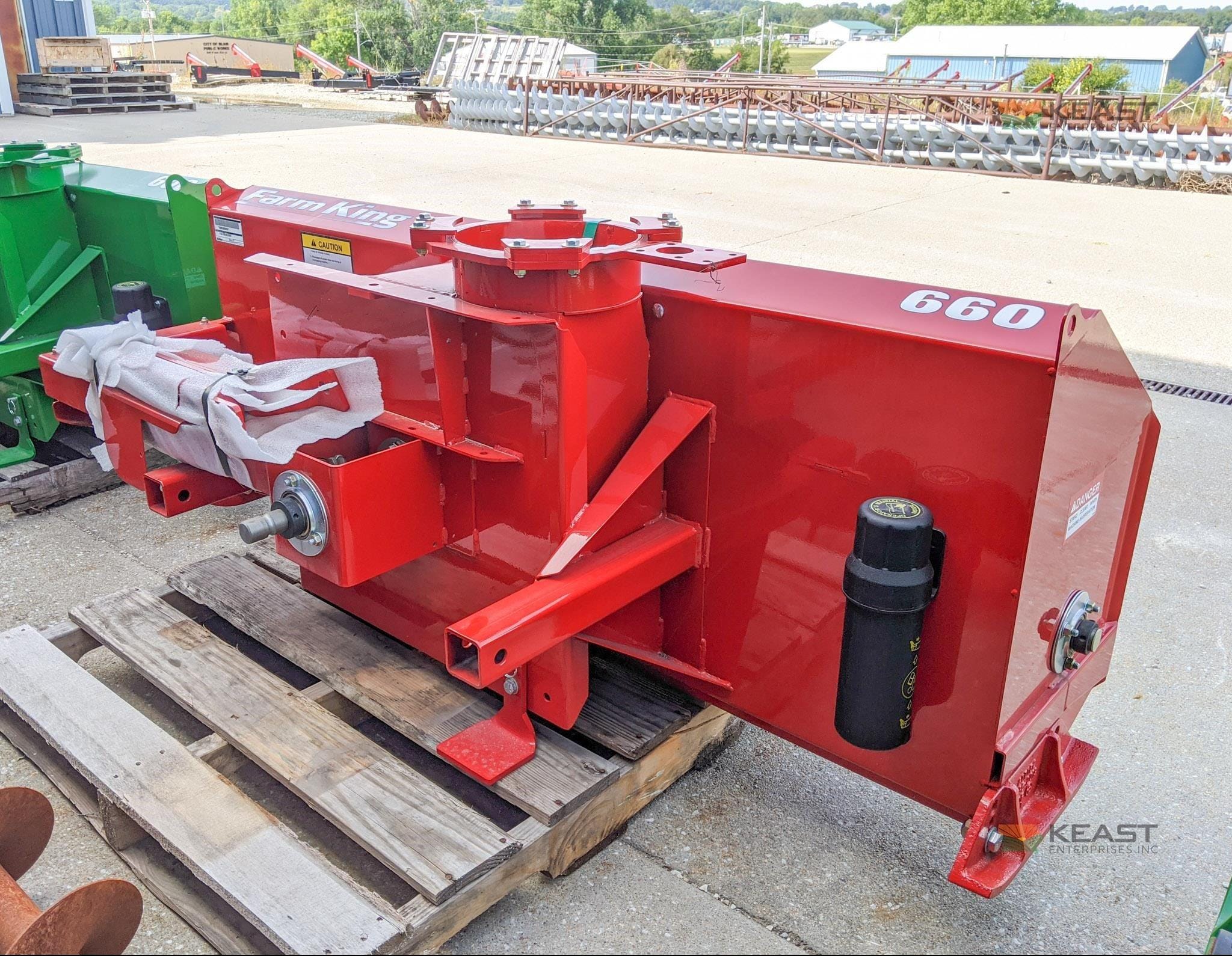 2026 Farm King 660 Equipment Image0