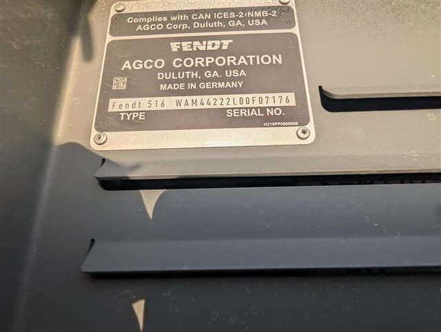 Image of Fendt 516 Vario equipment image 1