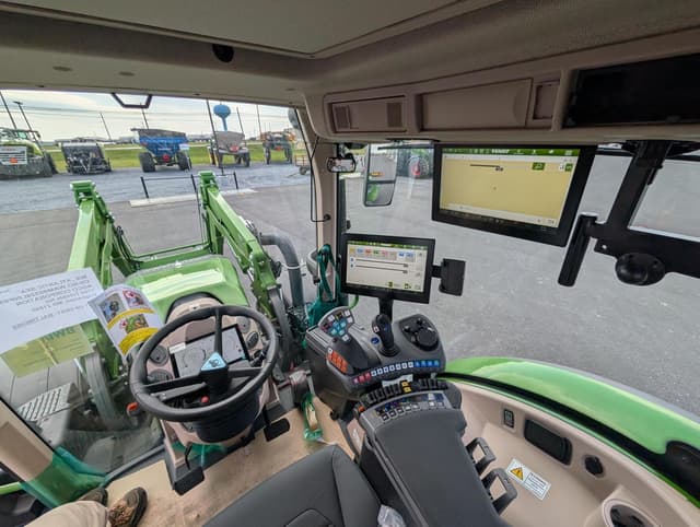Image of Fendt 620 Vario equipment image 2