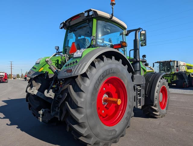 Image of Fendt 933 Vario equipment image 3