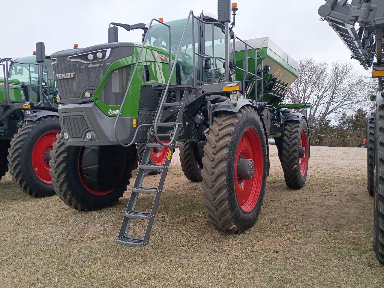 2026 Fendt RoGator 934 Equipment Image0