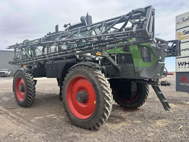 Image of Fendt RoGator 934 equipment image 2