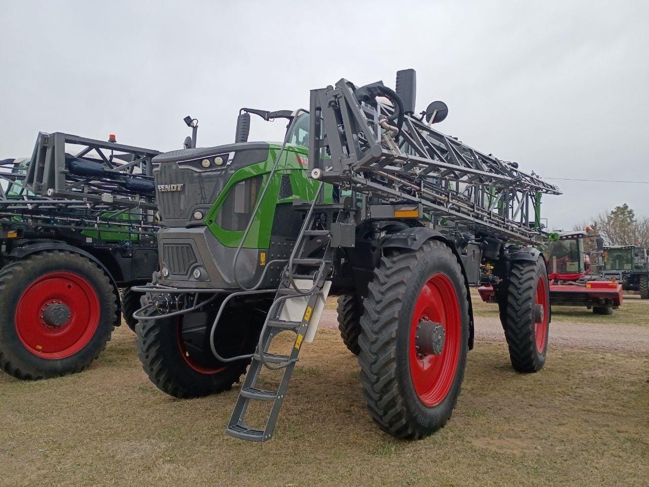 2026 Fendt RoGator 934H Equipment Image0
