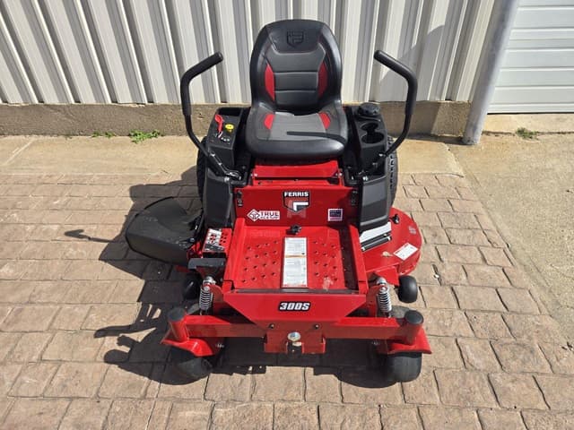 Image of Ferris 300S  equipment image 2