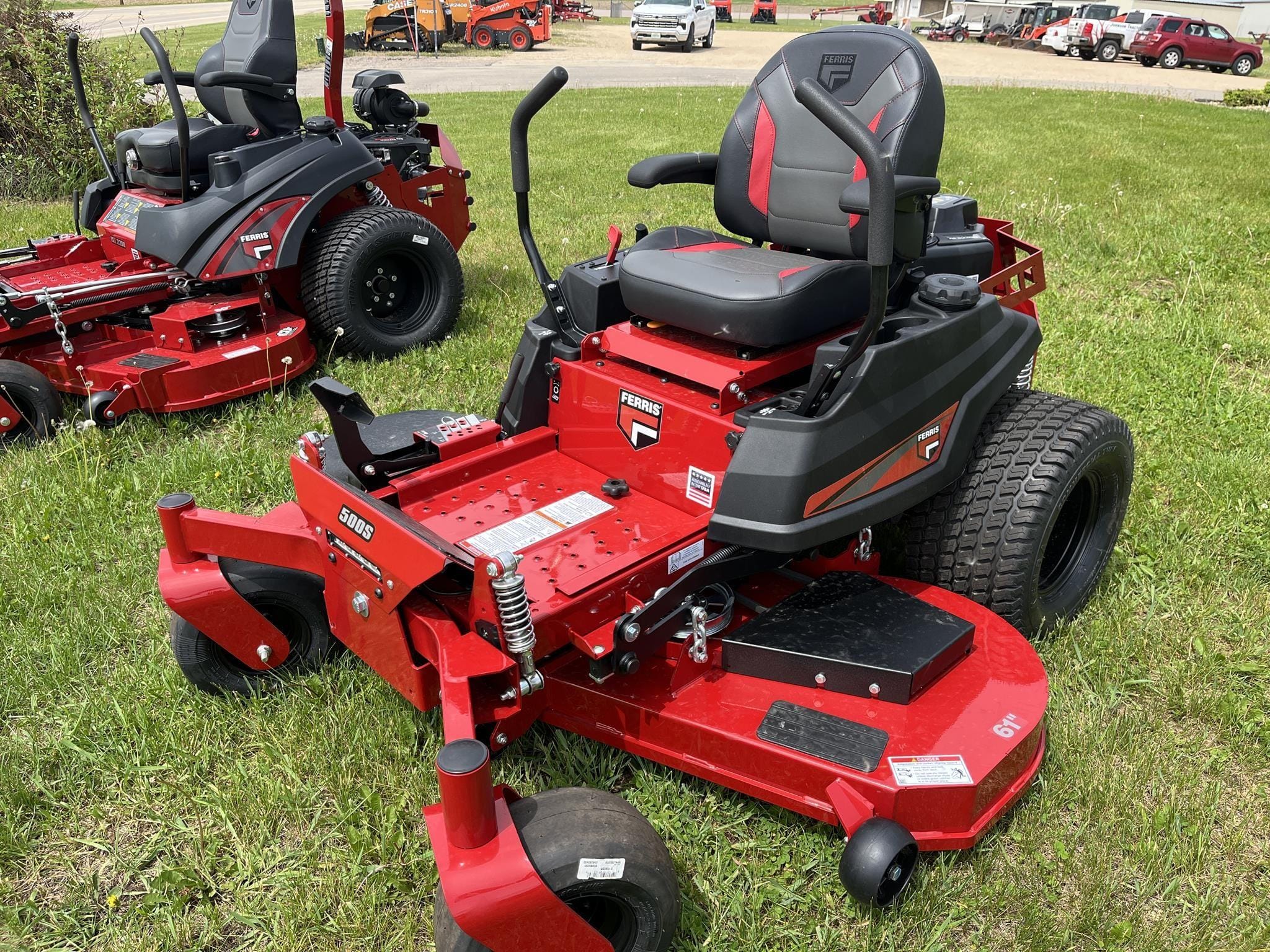 2026 Ferris 500S Equipment Image0