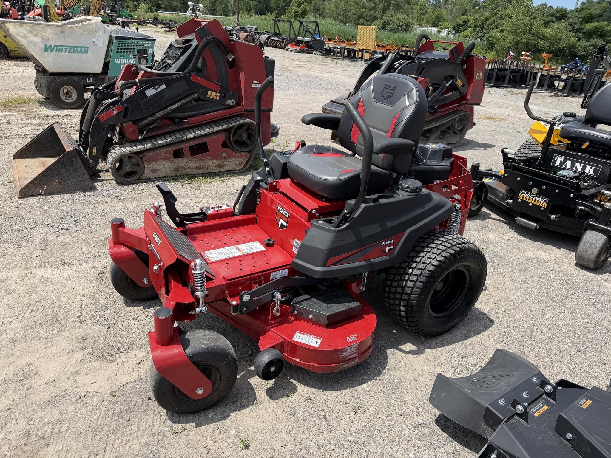 2026 Ferris 500S Equipment Image0