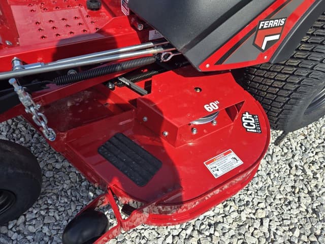 Image of Ferris ISX2200 equipment image 3