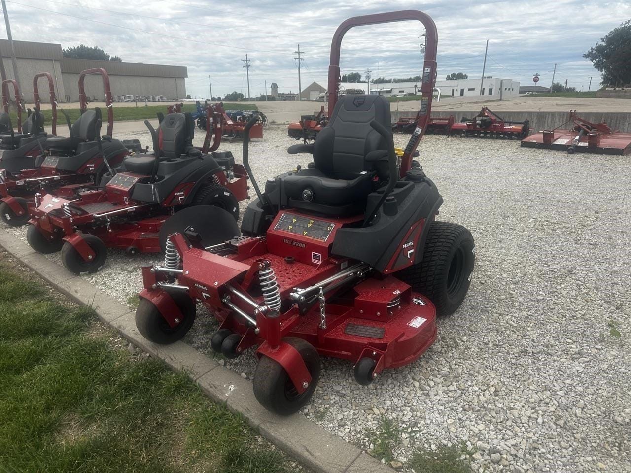 2026 Ferris ISX2200 Equipment Image0