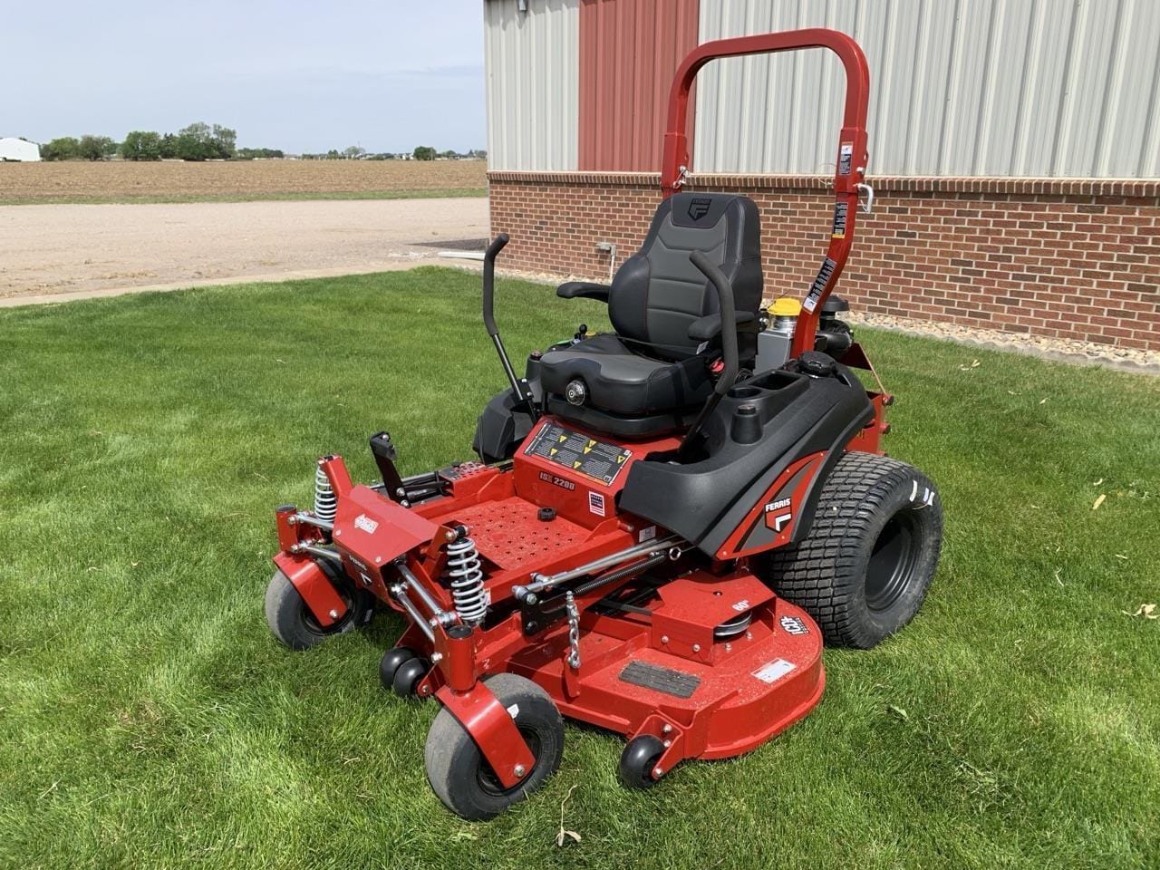 2026 Ferris ISX2200 Equipment Image0