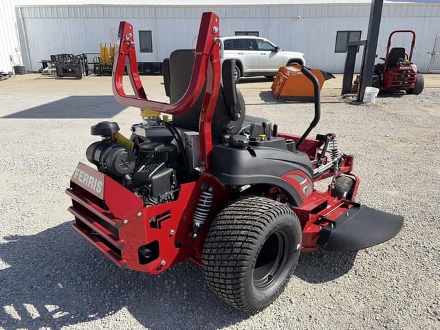 Image of Ferris ISX2200 equipment image 2