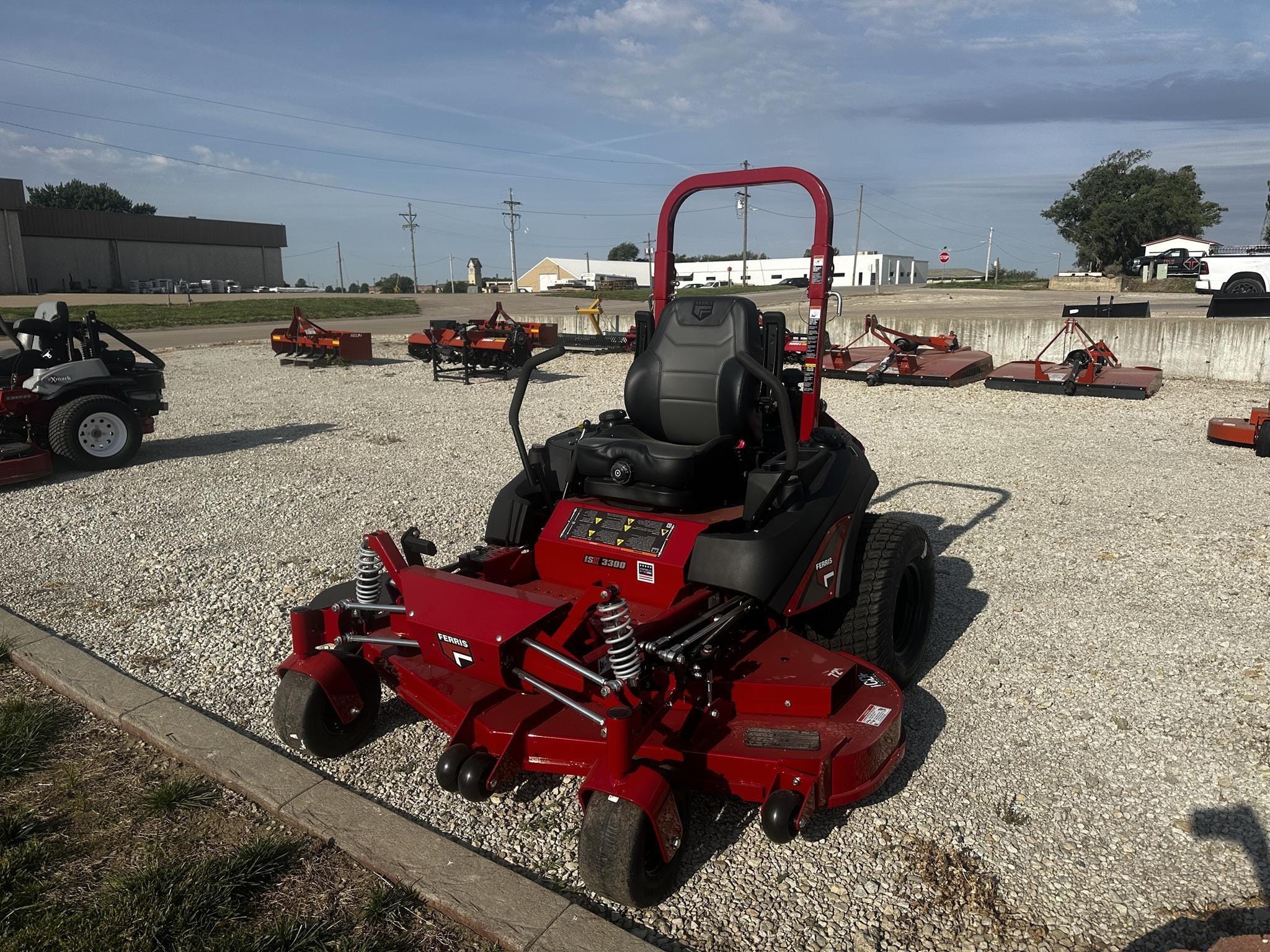 2026 Ferris ISX3300 Equipment Image0