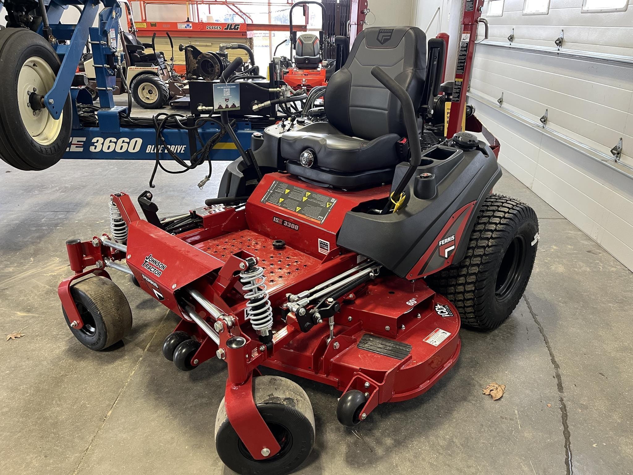 2026 Ferris ISX3300 Equipment Image0