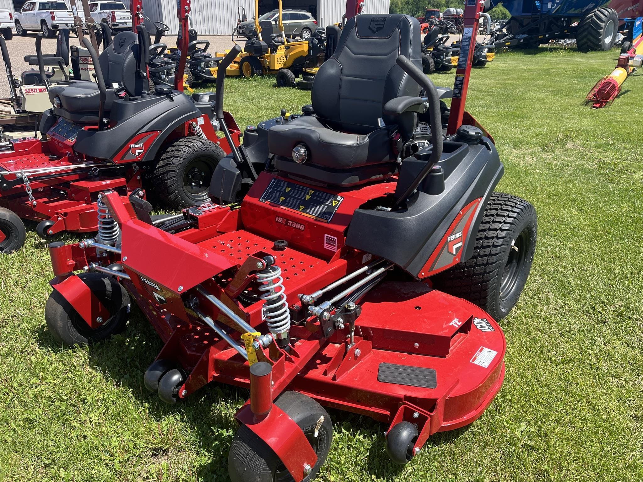 2026 Ferris ISX3300 Equipment Image0