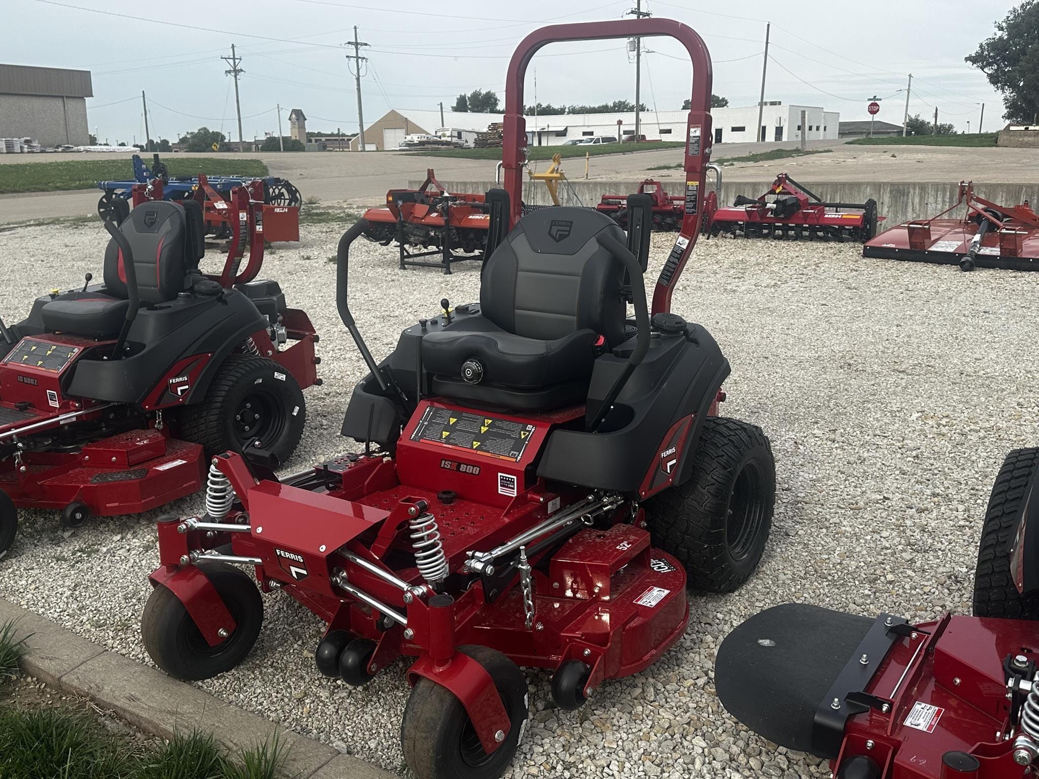 2026 Ferris ISX800Z Equipment Image0