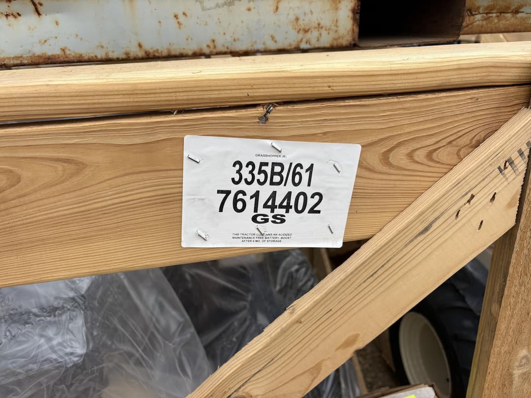 Image of Grasshopper 335B Image 1