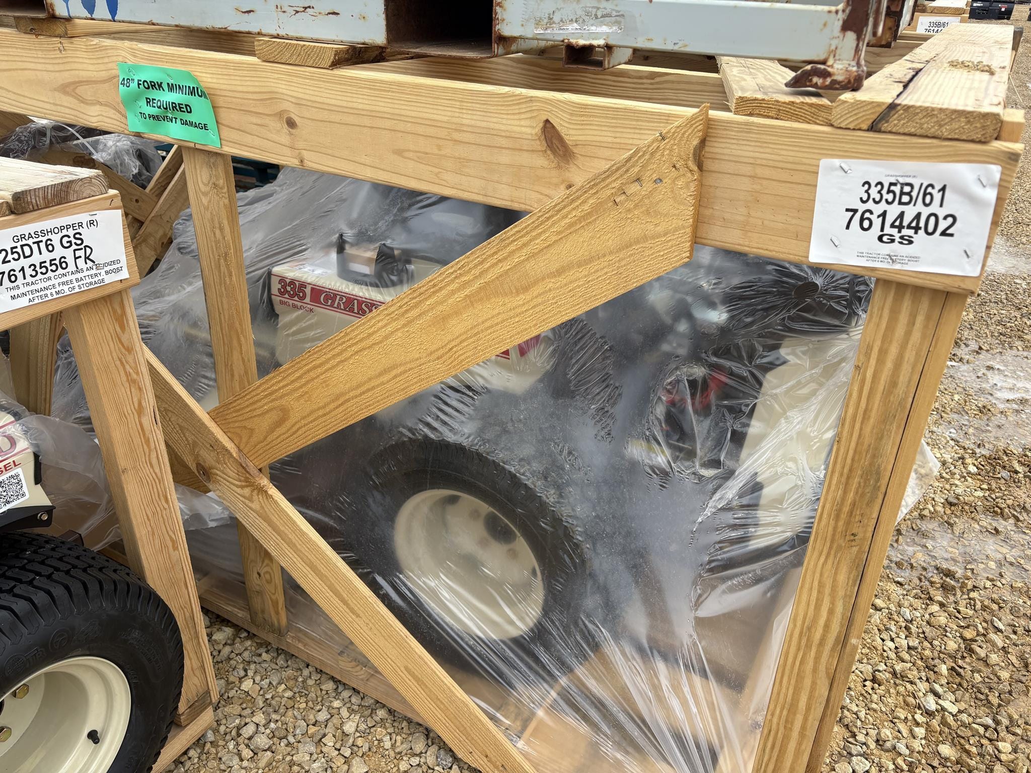 2026 Grasshopper 335B Equipment Image0