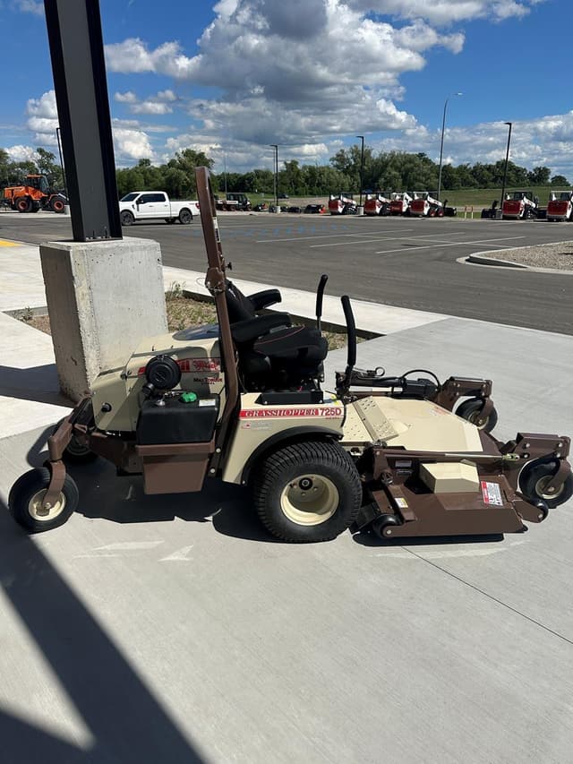 Image of Grasshopper 725DT6 equipment image 1