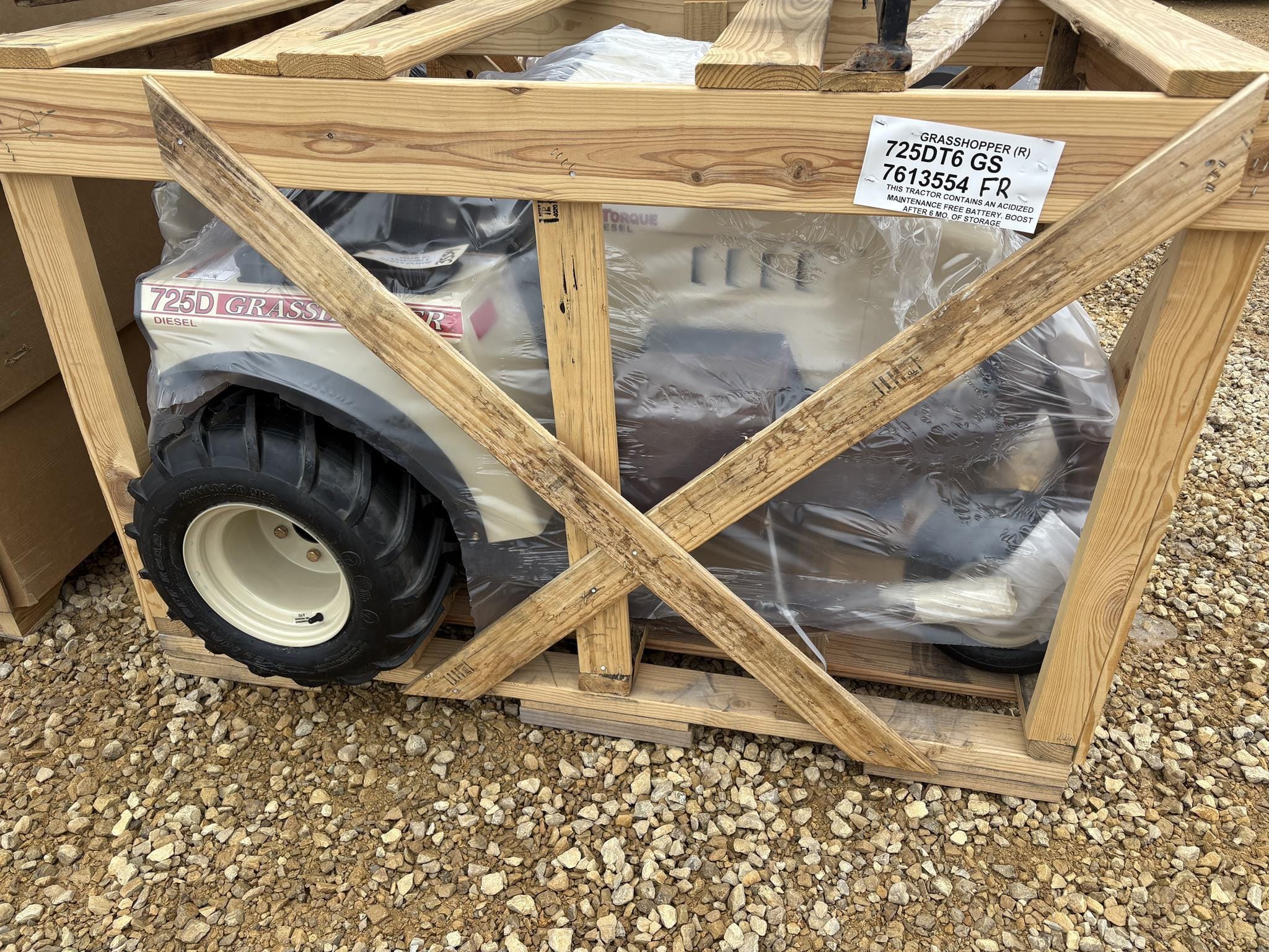 2026 Grasshopper 725DT6 Equipment Image0