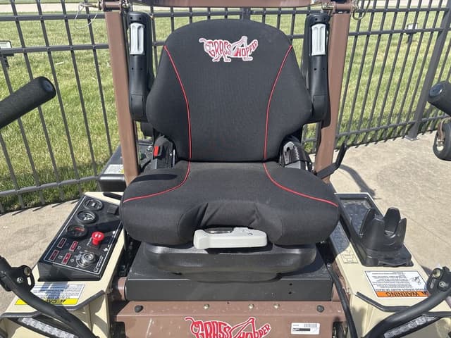 Image of Grasshopper 725DT6 equipment image 3