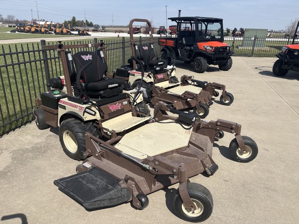 2026 Grasshopper 725DT6 Equipment Image0