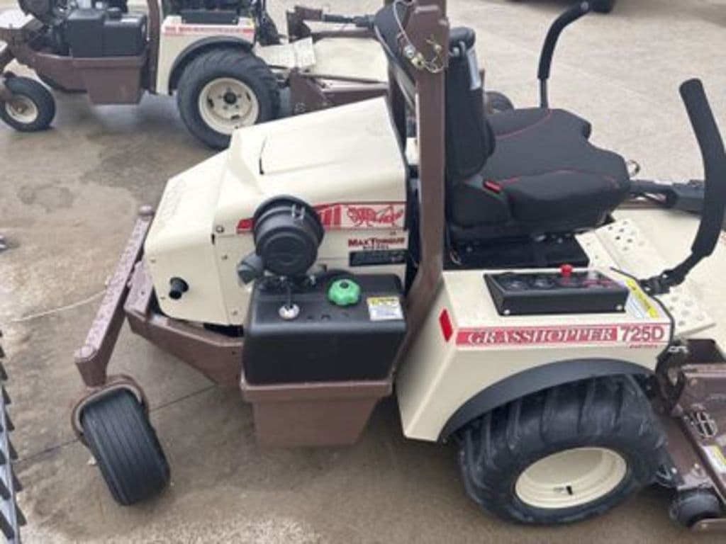 Image of Grasshopper 725DT6 Image 1