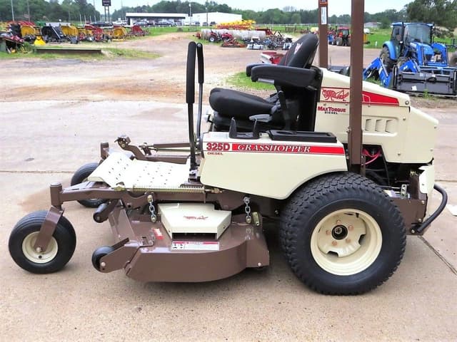 Image of Grasshopper 325D equipment image 3