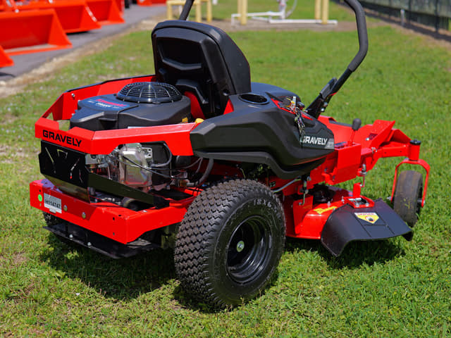 Image of Gravely ZT34 equipment image 2