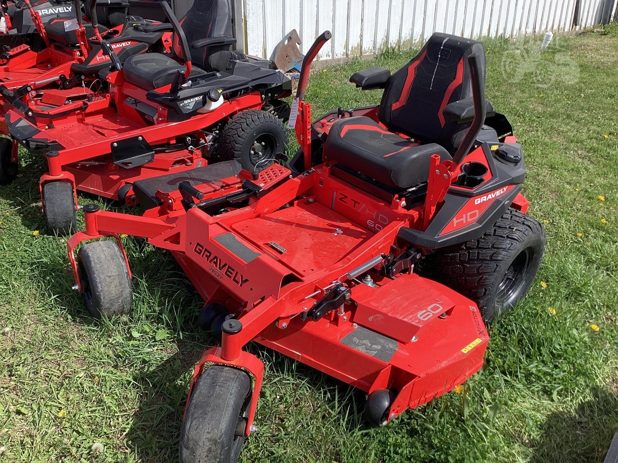 2026 Gravely ZTHD60 Equipment Image0
